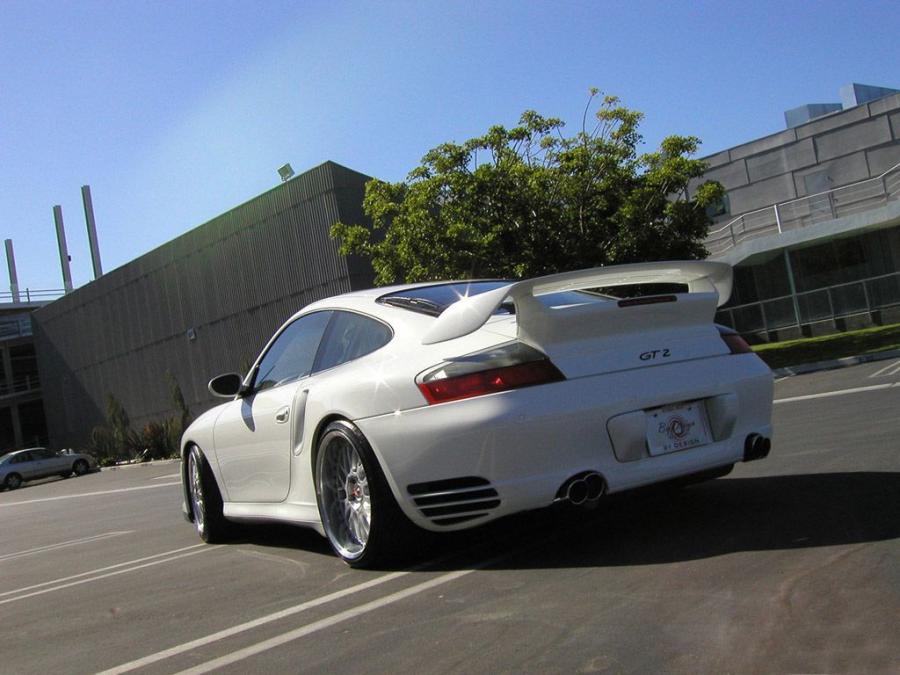  Porsche 911 GT2 by Cargraphic 2006 года  (фото 3 из 4)